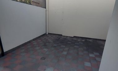 CASA DE 3 AMBIENTES VENTA EN 1 de Mayo 1310 (REMEDIOS DE ESCALADA)