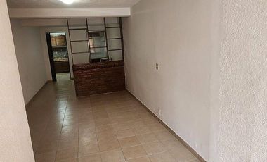 RENTA en Colinas del Lago