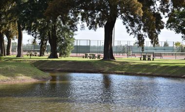 TERRENO LOTE CON FONDO A LA LAGUNA BARRIO PRIVADO SAN LUCAS SAN VICENTE