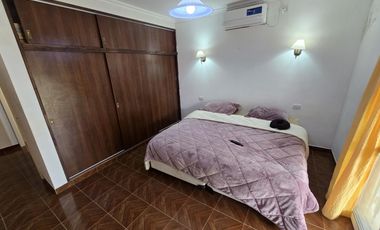 Casa en  Calle Del Amanecer al 1500