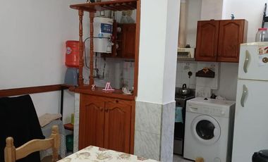 PH 3 AMBIENTRES , BANFIELD A METROS DE AV ALSINA