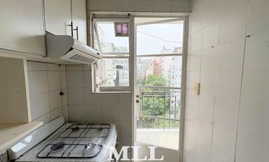 Alquiler, Contrafrente abierto. Luz y Sol. 80 m2