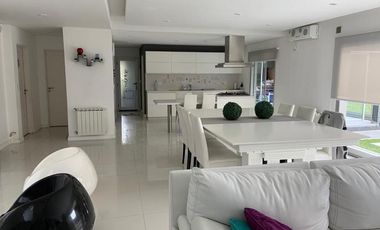 GRAN Oportunidad  Casa Retasada  - Fincas de Iraola II