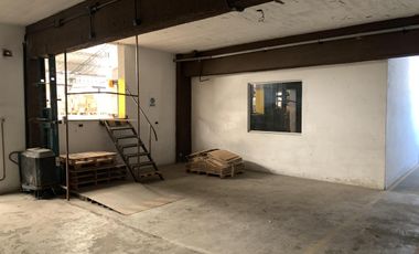 Depósito - Villa Adelina