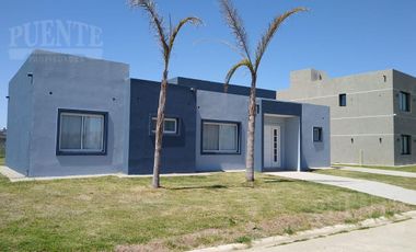 Casa en Venta en Lagos de Canning