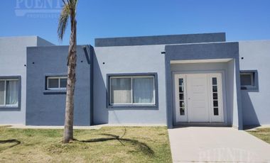 Casa en Venta en Lagos de Canning
