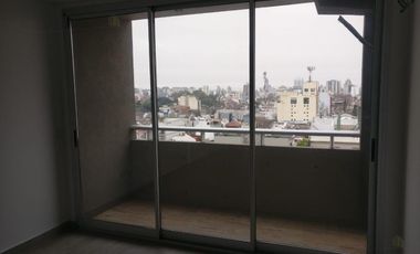 a estrenar - super amplio  - dividido - 52m2 - balcón - aire acondicionado - paclard -  amenities