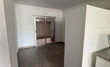 a estrenar - super amplio  - dividido - 52m2 - balcón - aire acondicionado - paclard -  amenities