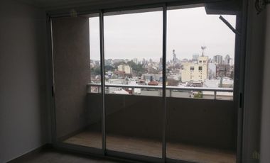 a estrenar - super amplio  - dividido - 52m2 - balcón - aire acondicionado - paclard -  amenities