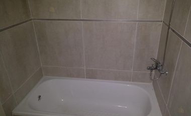 a estrenar - super amplio  - dividido - 52m2 - balcón - aire acondicionado - paclard -  amenities