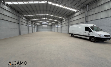 Bodega en renta atrás de Flextronics