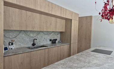 TEMPORADA ENERO 2026. Casa racionalista! 3 dormitorios en suite . Fogonero. 3 sectores picinas.