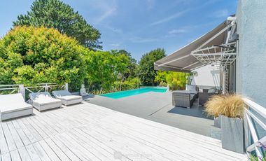 Casa en Sierra De Los Padres - Piscina - Moderna