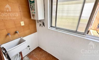 Departamento en venta de dos dormitorios con cochera en La Plata