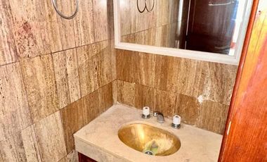 Departamento en venta de dos dormitorios con cochera en La Plata