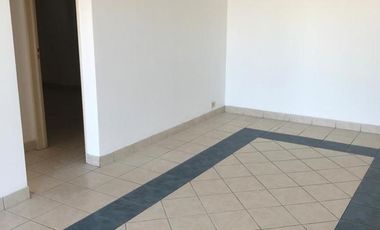 Departamento  3 ambientes con terraza propia y cochera .