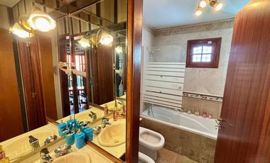 Casa en Remedios De Escalada