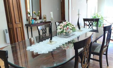 Casa sobre Avenida Parque