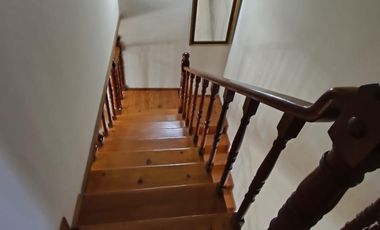 Casa sobre Avenida Parque