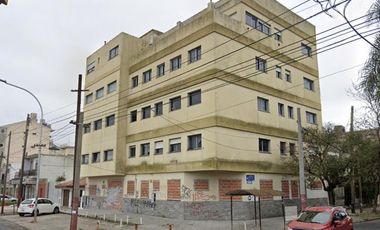 Edificio en venta - Ex Centro de internacion -  62 habitaciones - Lanús Oeste