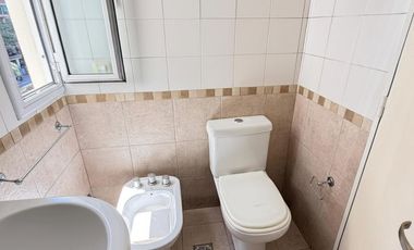 Amplio departamento de 3 dormitorios + dependencia en Salta al 700, Barrio Norte