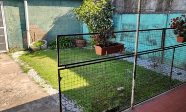 LAVALLE AL 100 - VENTA DE CASA 3 DORMITORIOS EN CAPITAN BERMUDEZ