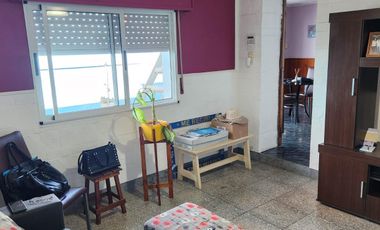 LAVALLE AL 100 - VENTA DE CASA 3 DORMITORIOS EN CAPITAN BERMUDEZ