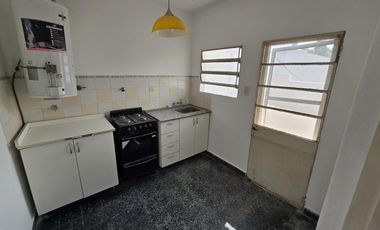 VENTA CASA MULTIFAMILIAR EN CARAPACHAY