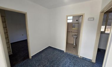 VENTA CASA MULTIFAMILIAR EN CARAPACHAY