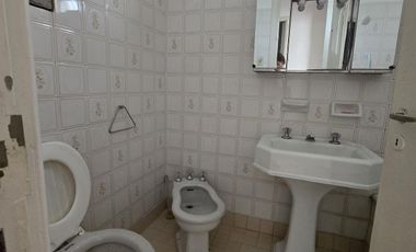 VENTA CASA MULTIFAMILIAR EN CARAPACHAY