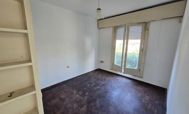 VENTA CASA MULTIFAMILIAR EN CARAPACHAY
