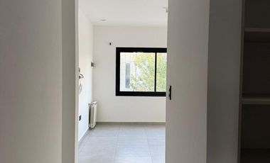 Duplex en Chacra del Norte en alquiler, 3D/3B, Pileta