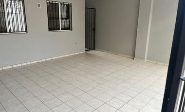 CASA EN RENTA SUR DEL PASEO