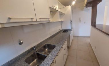 Amplio 3 ambientes con cochera