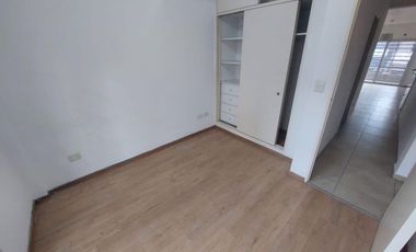 Amplio 3 ambientes con cochera