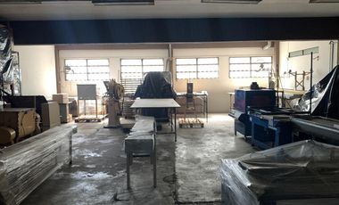 Depósito - Villa Adelina