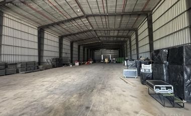 Galpón en  alquiler - Polo 52 - 3  galpones disponibles