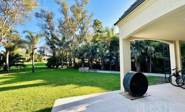 Saint Thomas Este en Doble Lote a metros del Ingreso!!!