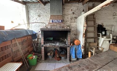 Venta de Casa 3 ambientes con Parrilla en Platanos