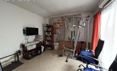 Venta de Casa 3 ambientes con Parrilla en Platanos