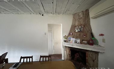 Venta de Casa 3 ambientes con Parrilla en Platanos