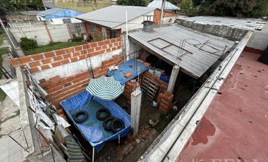 Venta de Casa 3 ambientes con Parrilla en Platanos