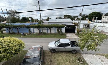 Venta de Casa 3 ambientes con Parrilla en Platanos