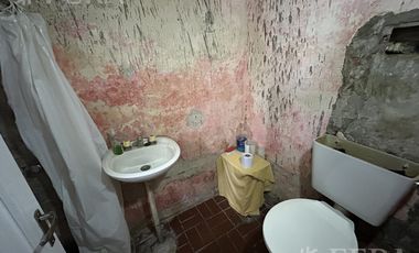 Venta de Casa 3 ambientes con Parrilla en Platanos