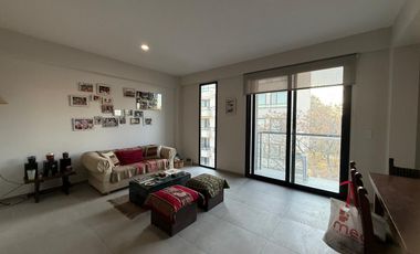 Venta Departamento 2 ambientes Muñiz. Excelente calidad, con vestidor y cocina integrada. Luminoso