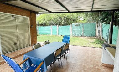 Casa en  VENTA en SALSIPUEDES APTO CRÉDITO - 2 Dormitorios - Pileta, Quincho