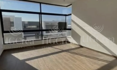 CASA EN RENTA EN CARRETERA NACIONAL