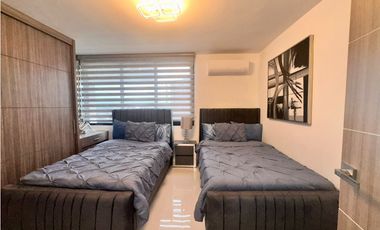SE VENDE APARTAMENTO EN BARRIO GRANADA NORTE DE CALI
