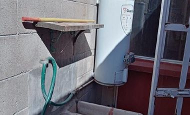 Venta de casa en condominio en Almoloya, Edo Méx, con 1 recámara