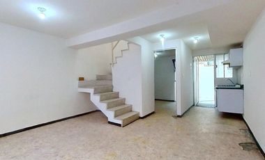 Venta de casa en condominio en  Conj U los Sauces V, con 3 recámaras